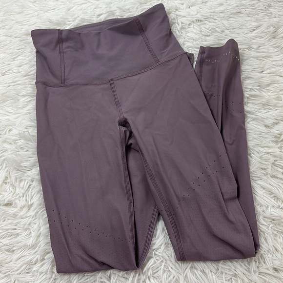 Lululemon Zoned In Tight *27" Frosted Mulberry - Picture 1 of 5